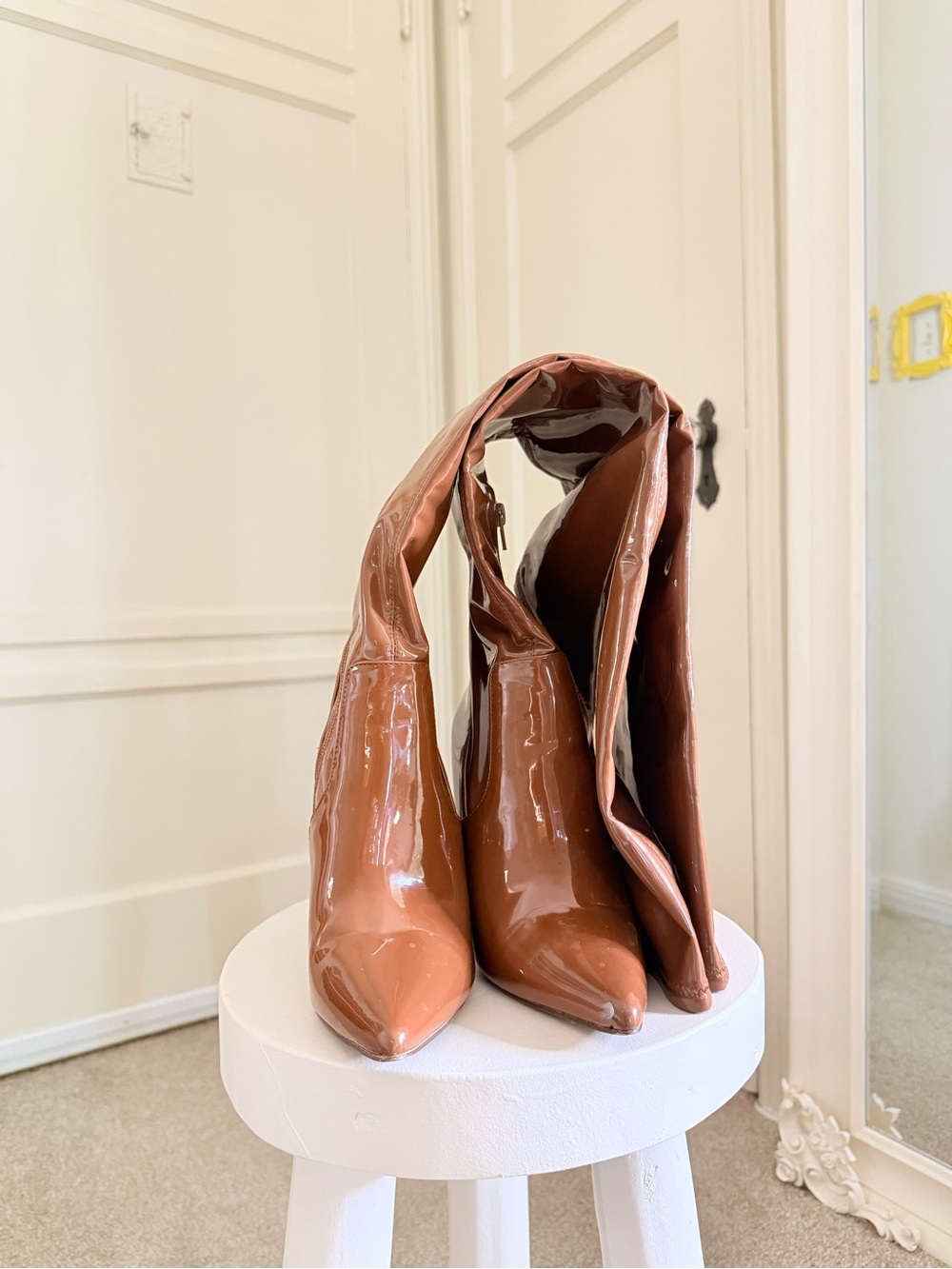 Steve Madden Patent Leather Pointed Toe Boots in Glossy Brown